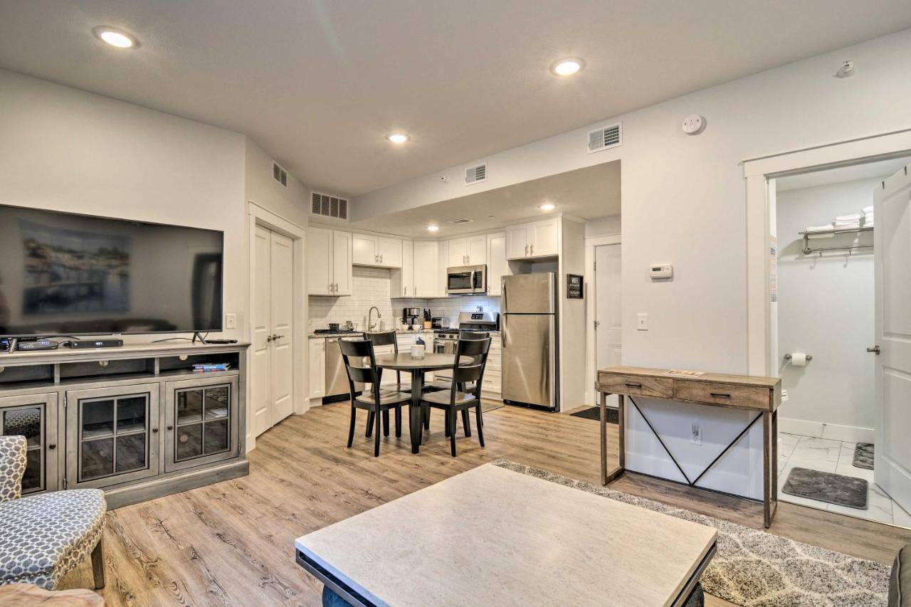 Modern Traverse City Condo About 1 Mi To Bay! Ngoại thất bức ảnh